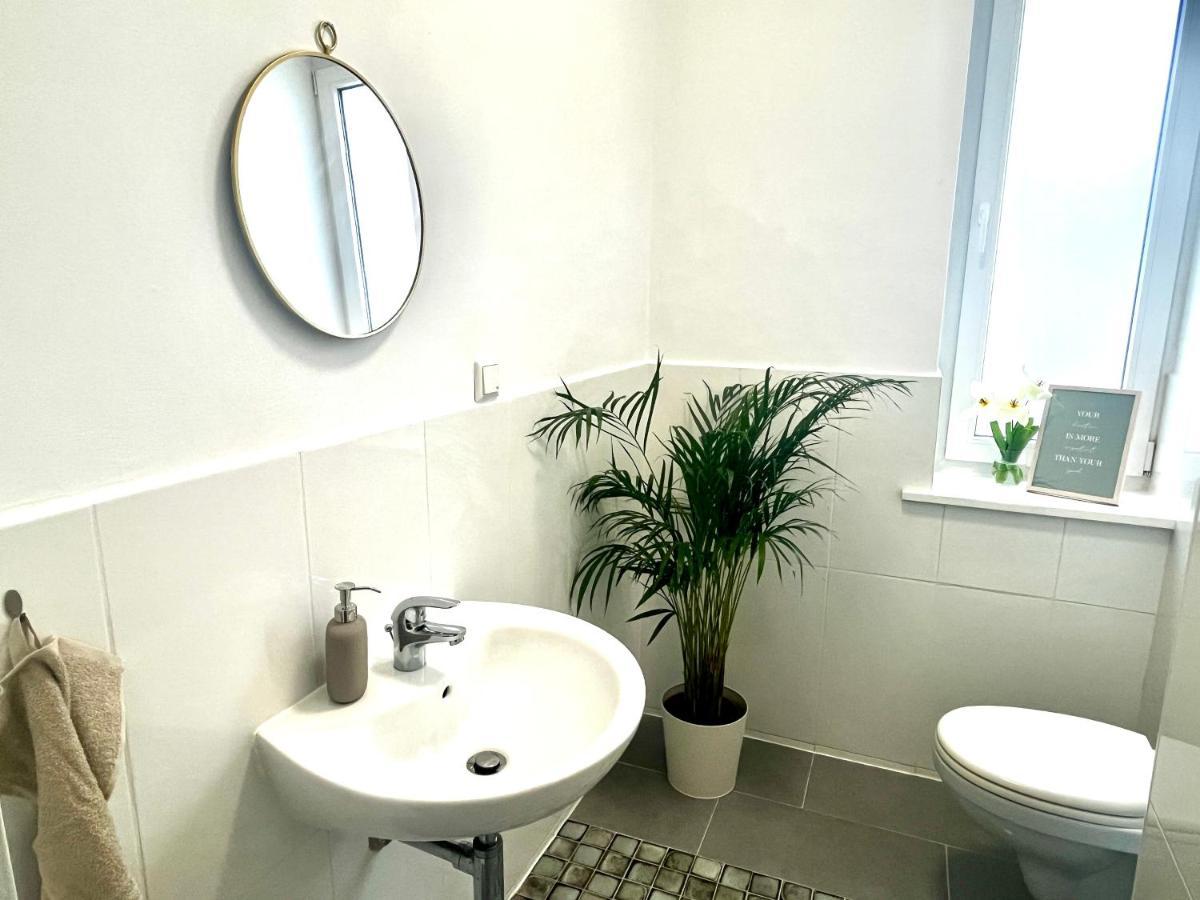 Design Apartment - Parking - Kingsize-Bett - 2X Bad - Zentrum Hannover Exterior photo